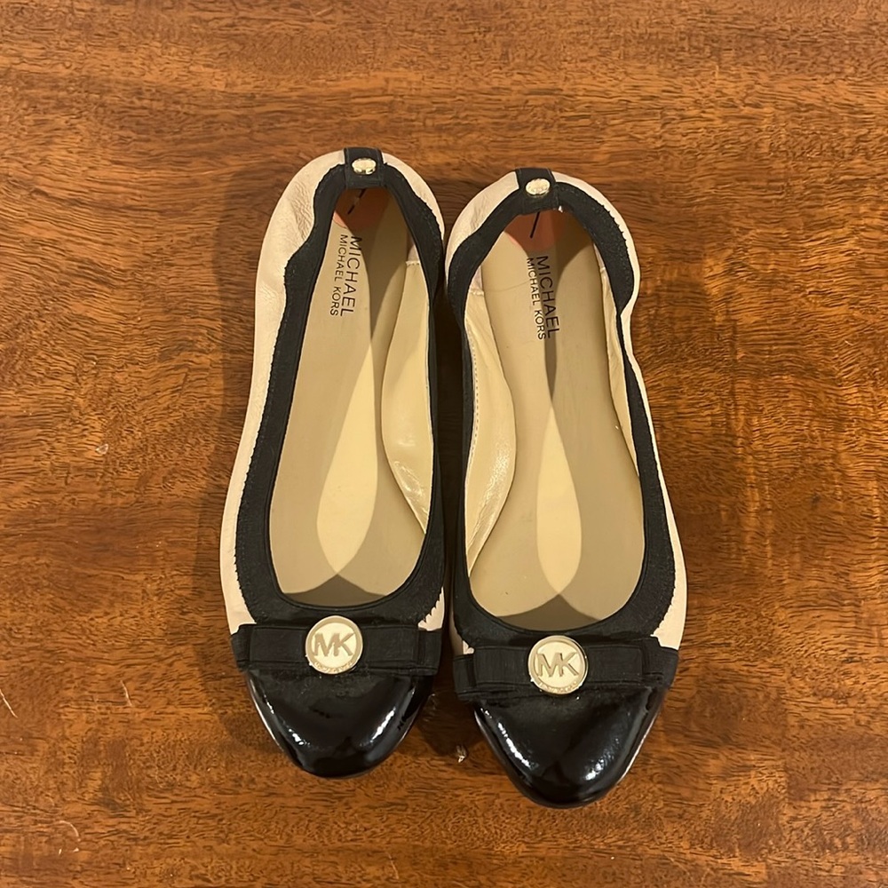 Michael kors flats